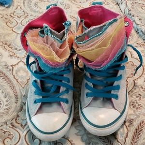 Converse high top girls size 3